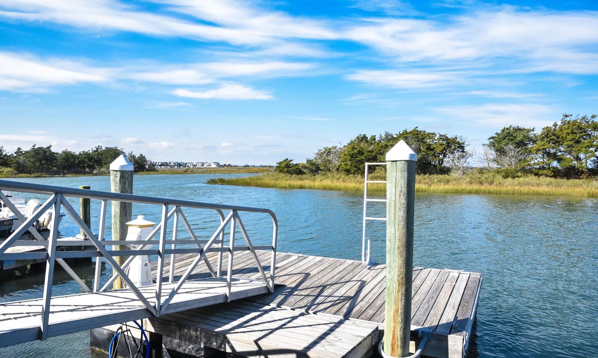 Avalon House | Bayfront - Avalon, NJ - 2 Master Suites - Memorable Sunsets
