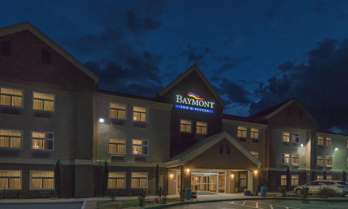 Albuquerque Hotel | Baymont by Wyndham Albuquerque Airport