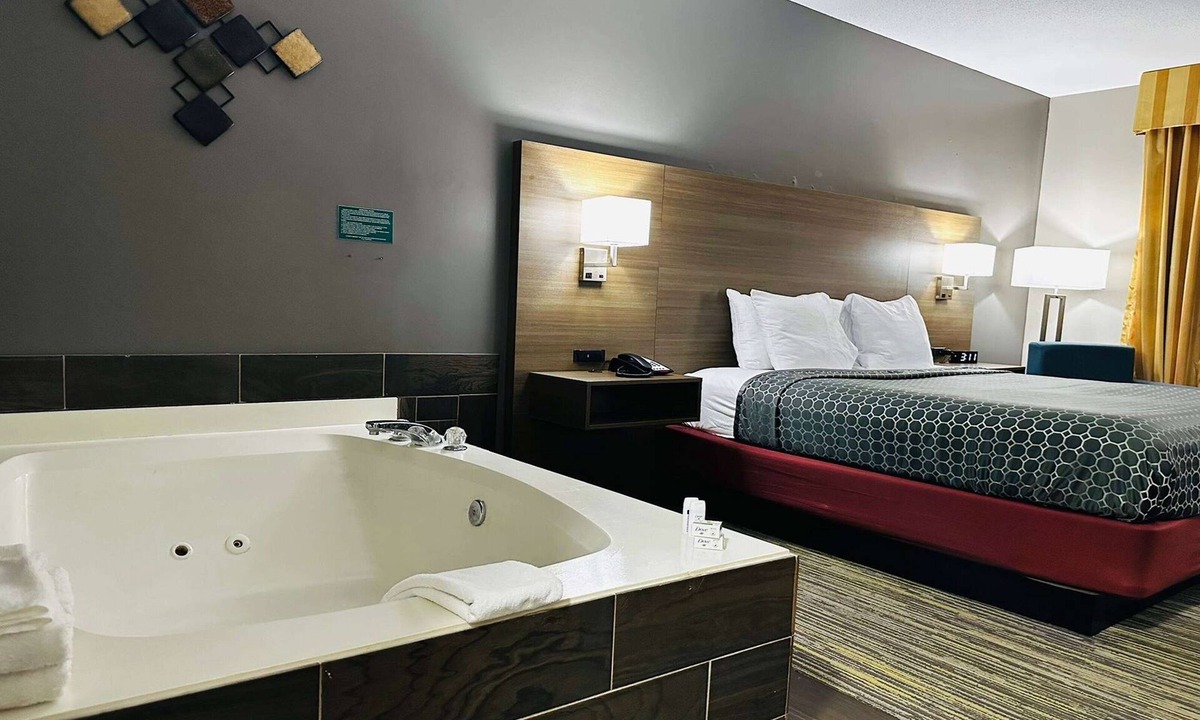 Anderson Hotel | Baymont by Wyndham Anderson