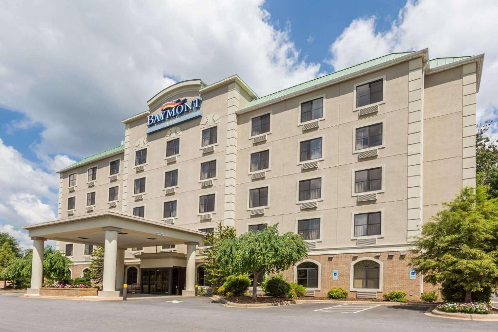 Asheville Hotel | Baymont by Wyndham Asheville/Biltmore