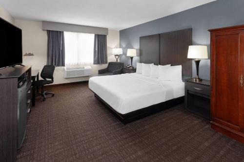 Chester Hotel | Baymont by Wyndham Chester IL