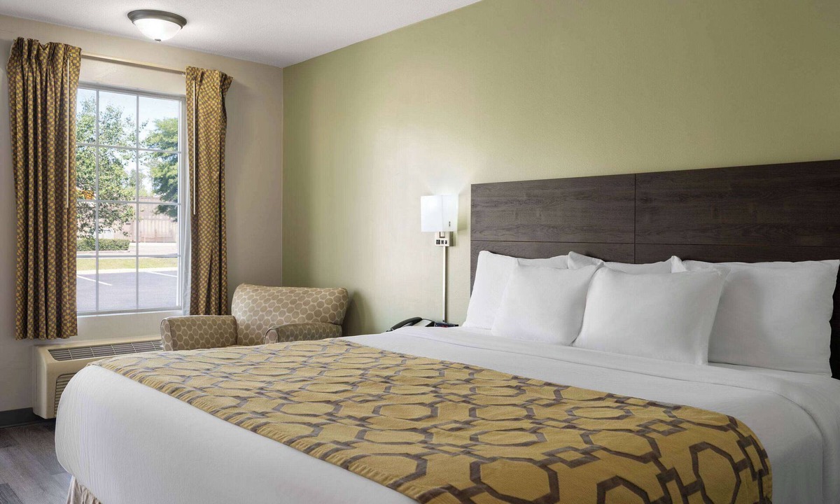 Kingsland Hotel | Baymont by Wyndham Kingsland