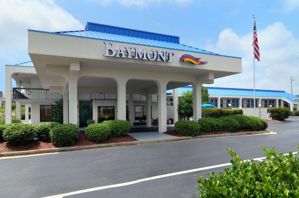 Macon Hotel | Baymont by Wyndham Macon I-75