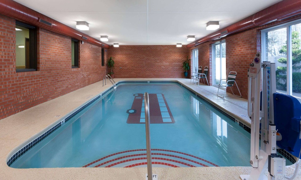 Midland Hotel | Baymont by Wyndham Midland