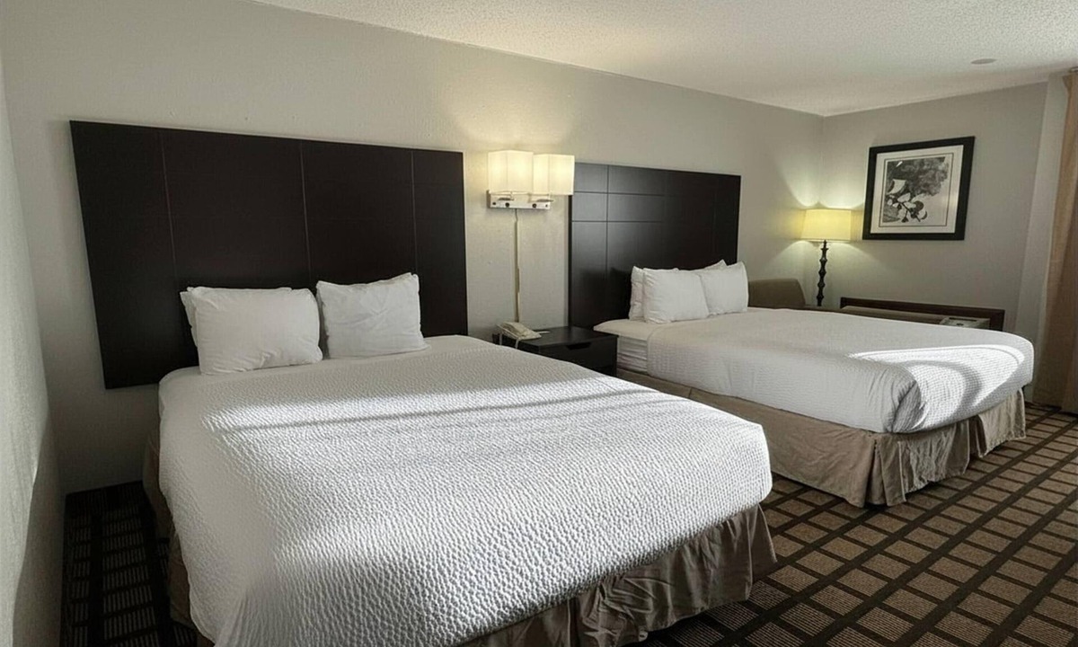 Queensbury Hotel | Baymont by Wyndham Queensbury/Lake George