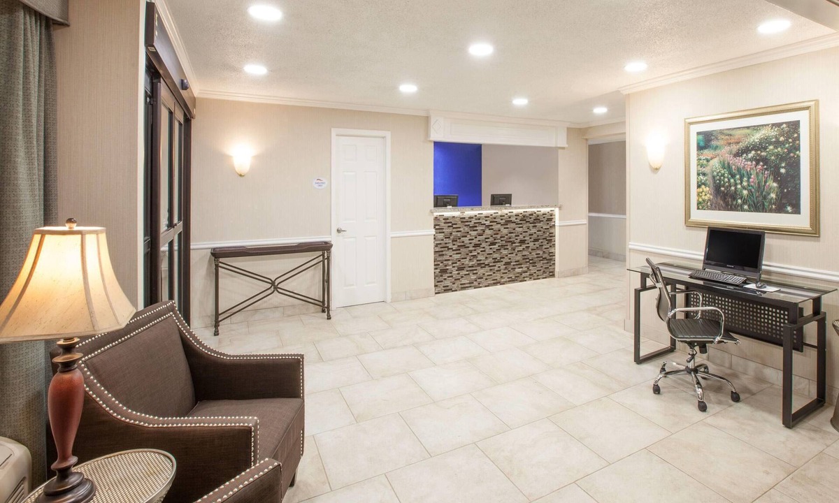 Texarkana Hotel | Baymont by Wyndham Texarkana