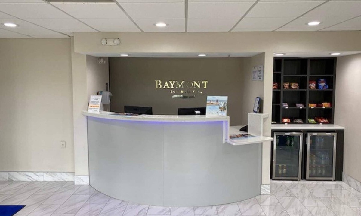Topeka Hotel | Baymont by Wyndham Topeka