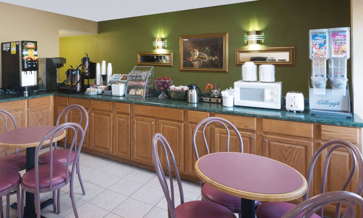 Troy Hotel | Baymont by Wyndham Troy