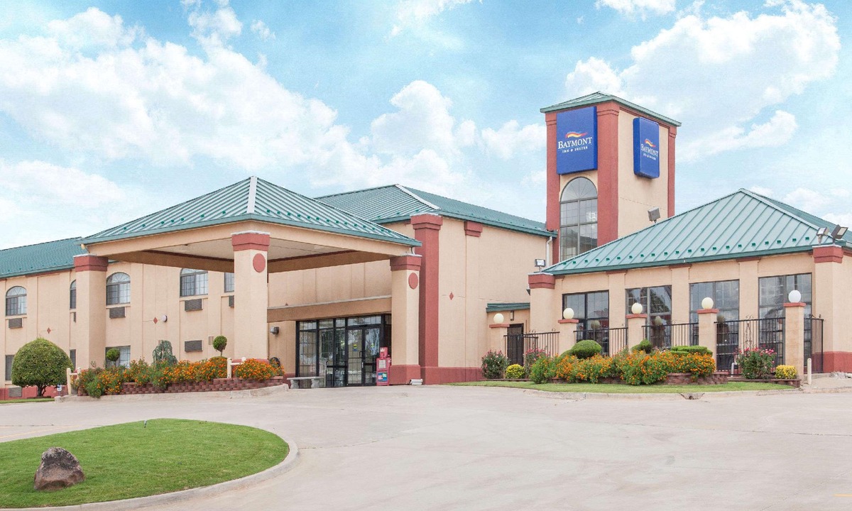 Oklahoma City Hotel | Baymont Inn & Suites by Wyndham Oklahoma City North