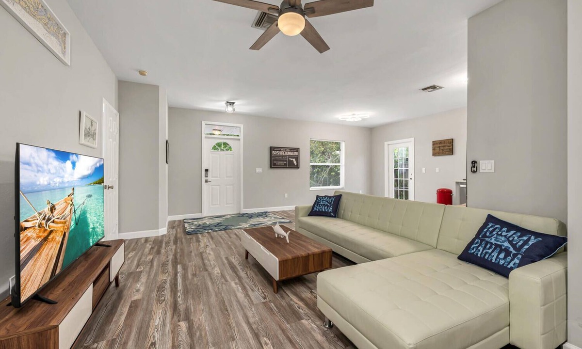East Naples House | Bayshore Bungalow