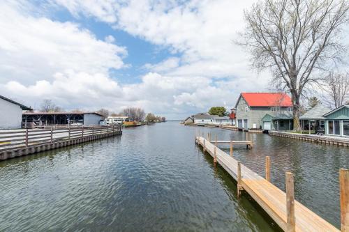 Long Point House | Bayside Cottage Rentals