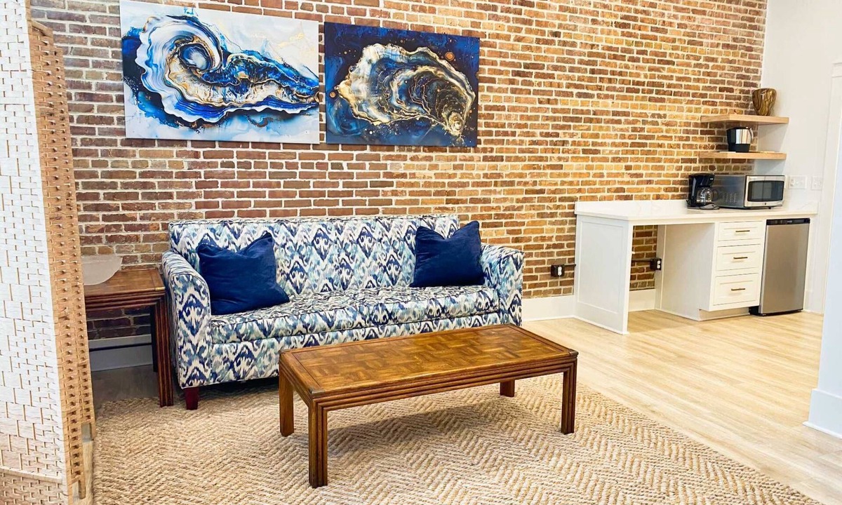 Cape Charles Condo | Bayside Getaways Oyster Oasis - Chesapeake Properties