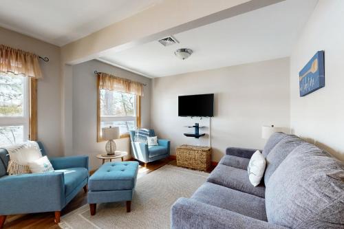 The Bays House | Bayside Haven