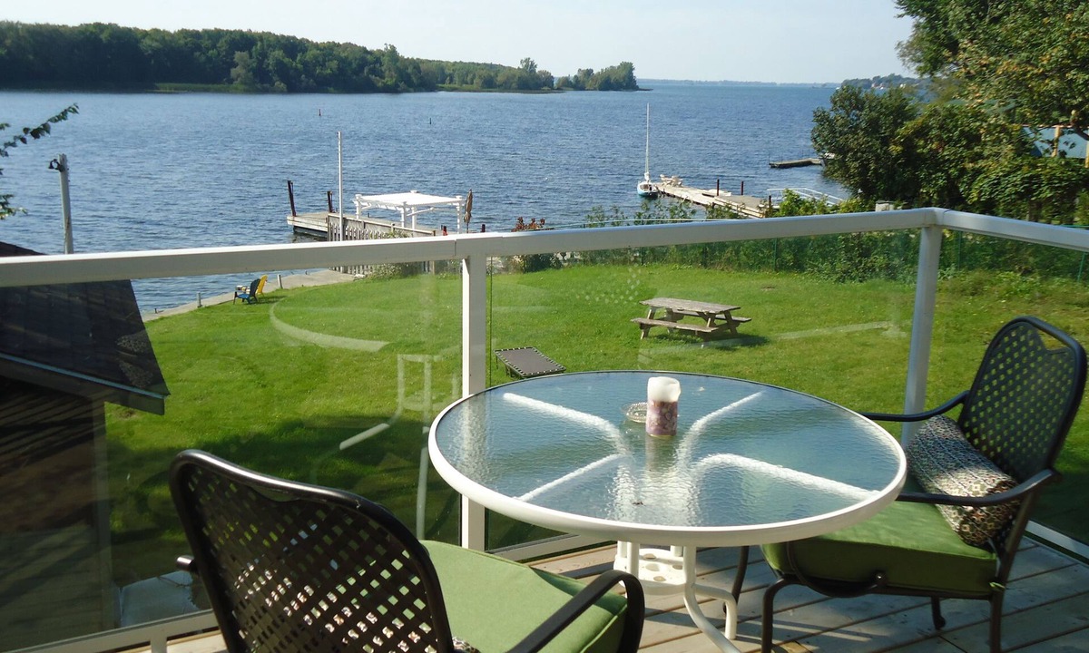 Bayridge West Hotel | Bayside Inn & Waterfront Suites