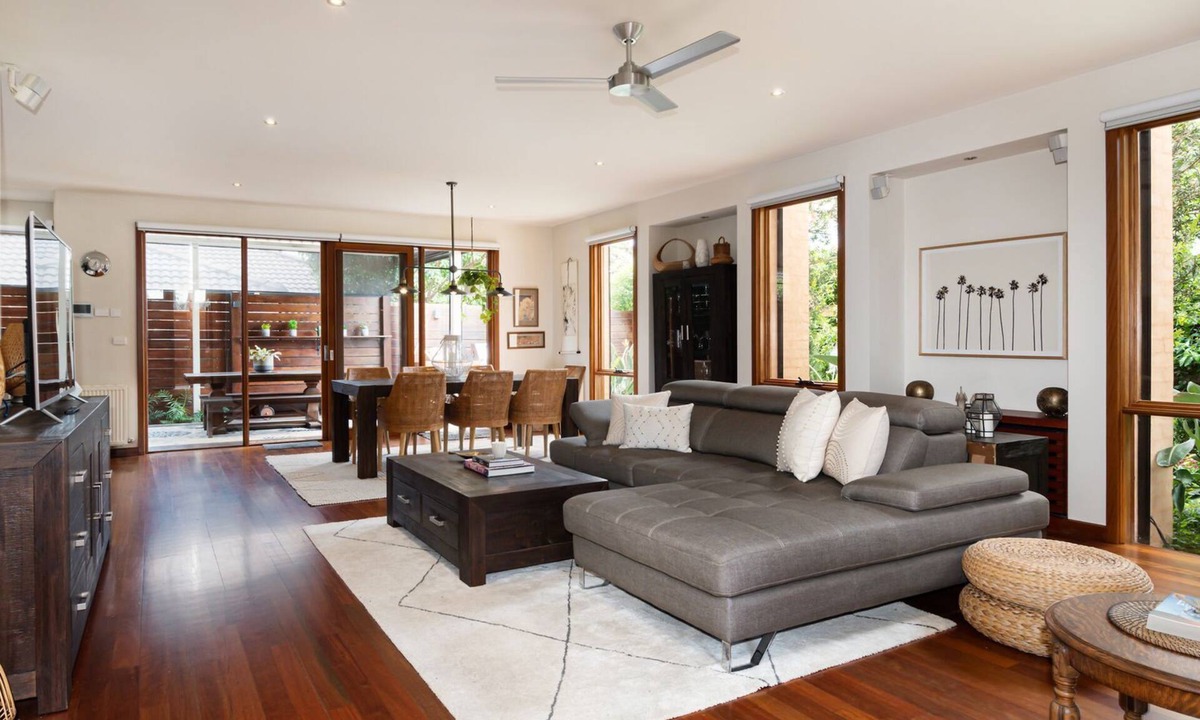 Highett House | Bayside Oasis in Highett