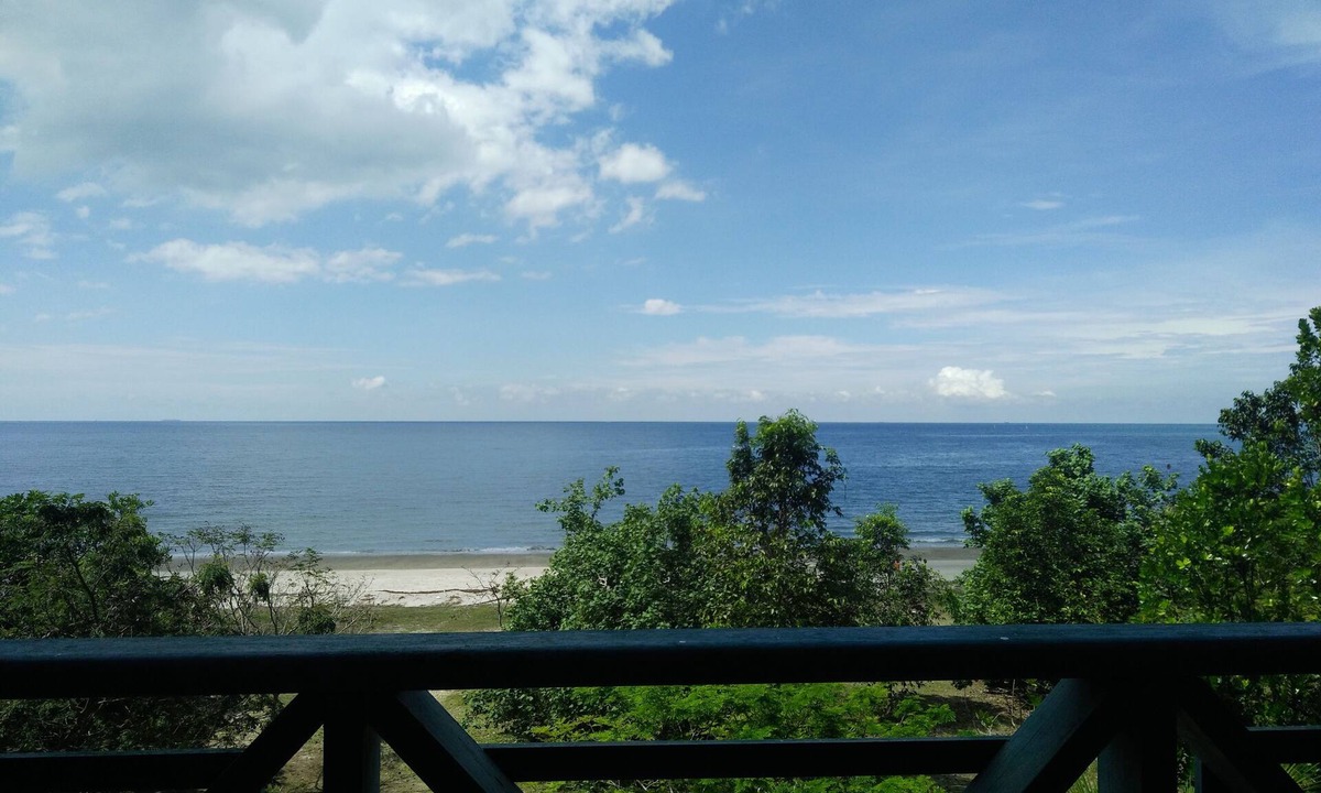 Si Rusa Apartment | Bayu Beach Apartment PD