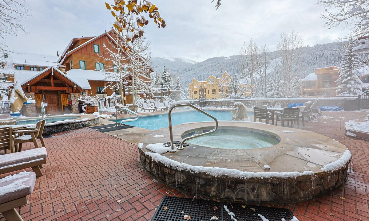 River Run Hotel | BBCS Black Bear Lodge Deluxe 2Bed 2Bath