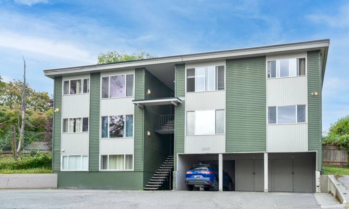 Highline Apartment | BD 37 5-Apt Complex (7b5b) Near Airport