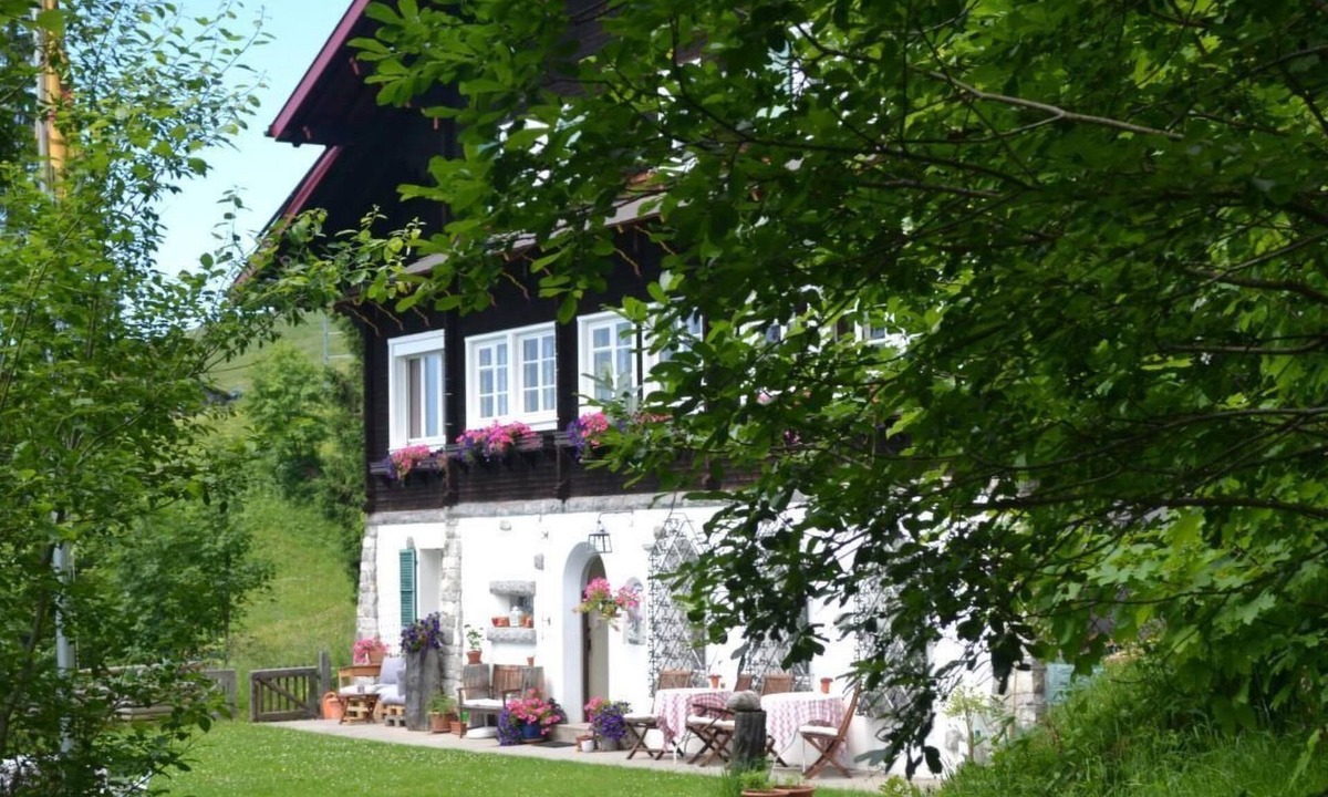 Rigi Kaltbad Apartment | be und mee by Interhome