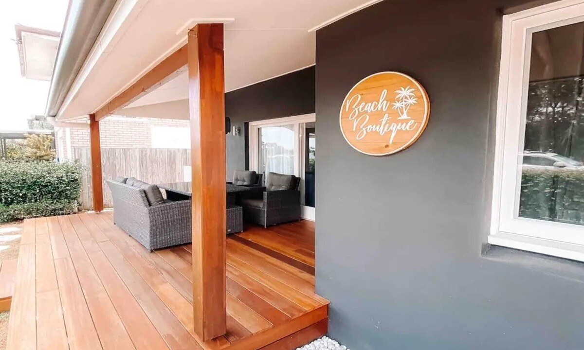 Maroochydore House | Beach Boutique, pet friendly, right on Maroochydore River