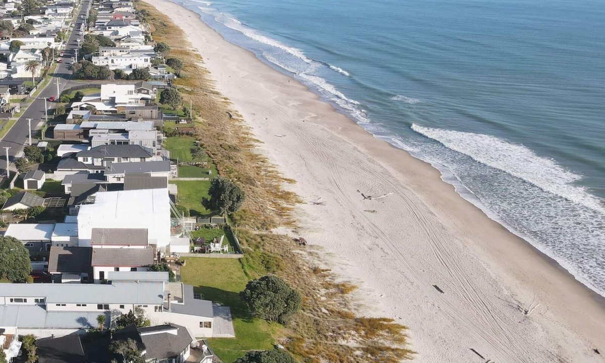 Papamoa Beach House | Beach Break Papamoa-Beachfront