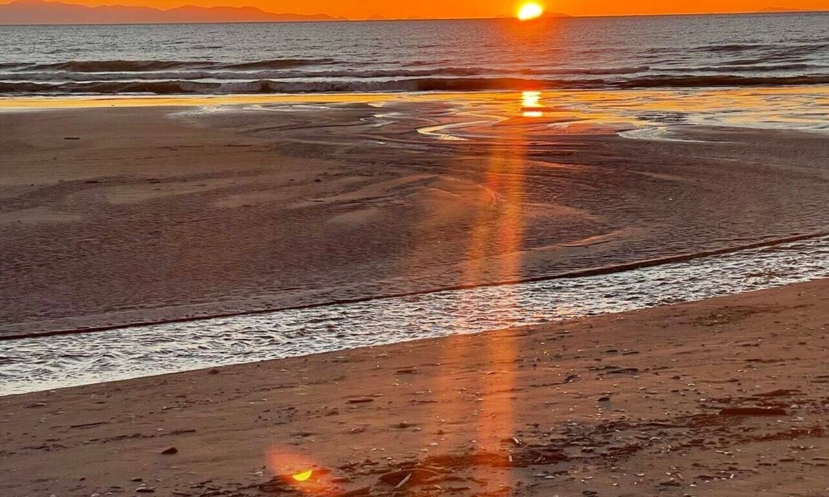 Raumati South House | Beach Breakaway!