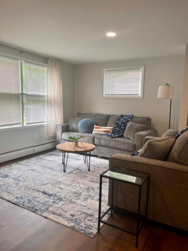 Lake Erie Beach House | Beach bungalow by Lake Erie