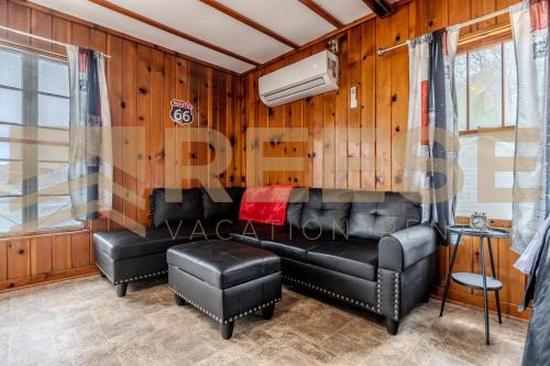 Lake Ozark House | Beach Cabin #5