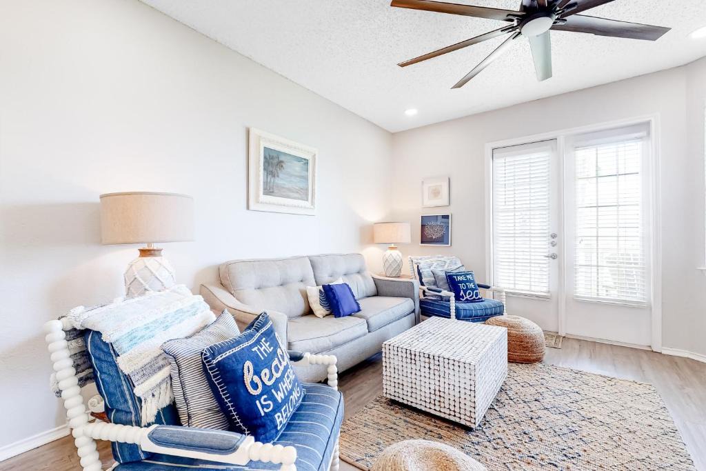 Corpus Christi Apartment | Beach Club 173 & 174