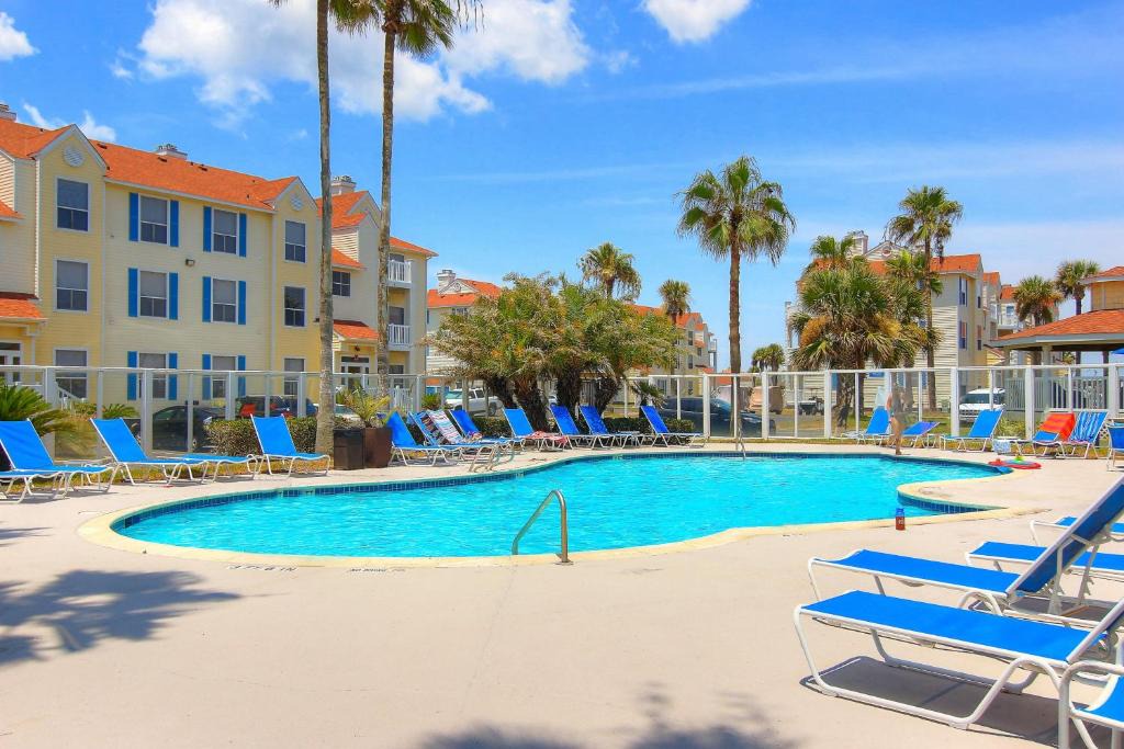 Corpus Christi House | Beach Club 341