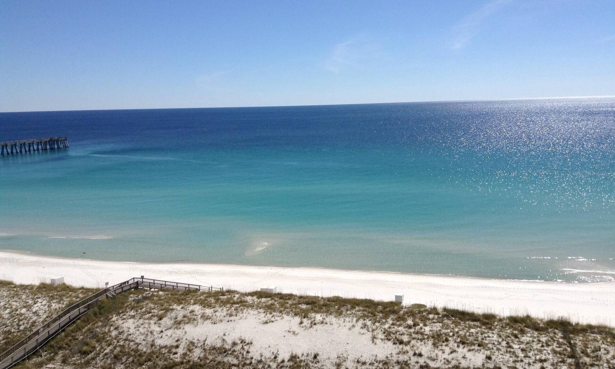 Navarre Beach Condo | Beach Colony Gulf Front Condo Avail. May 31-June 2 , June 8-12