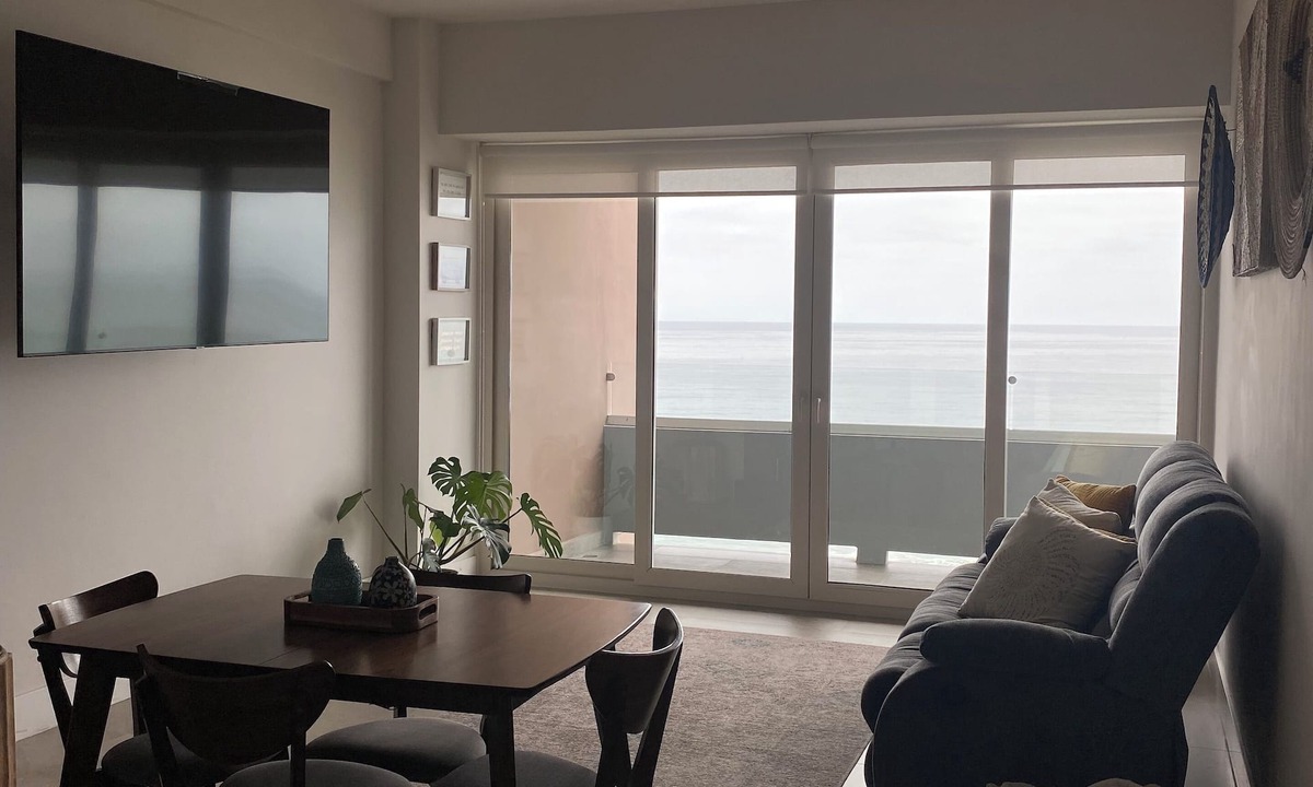 Bouvet Island House | BEACH CONDO