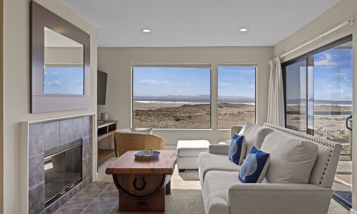 Watsonville Condo | Beach Condo: Pelican 78