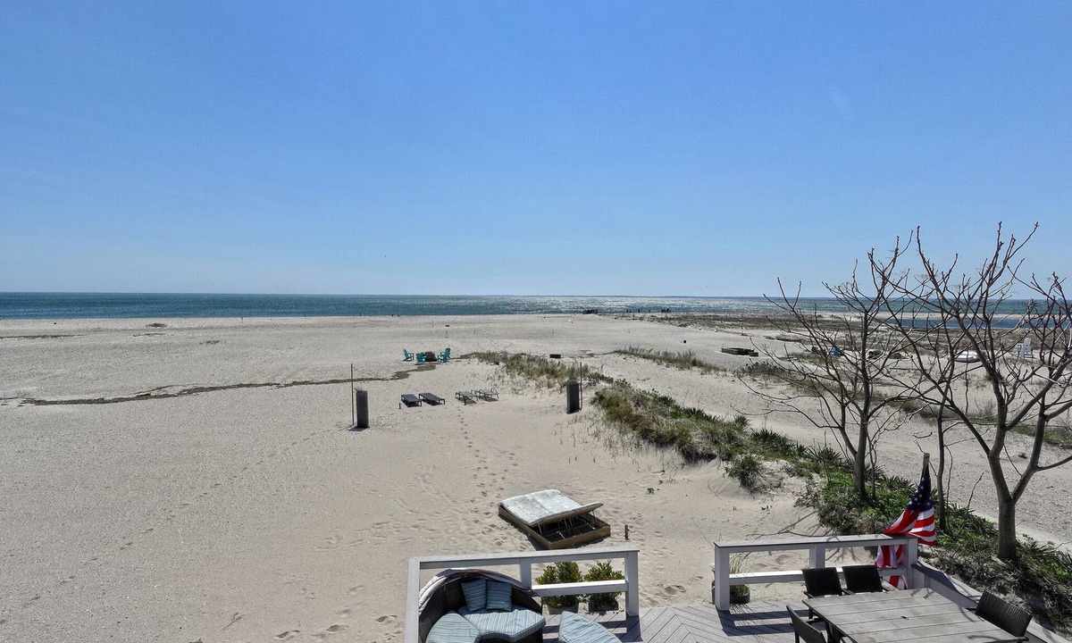 Devon Cottage | Beach cottage on private beach!