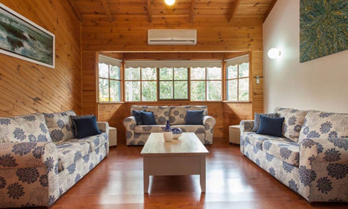 Capel Sound House | BEACH COTTAGE RETREAT