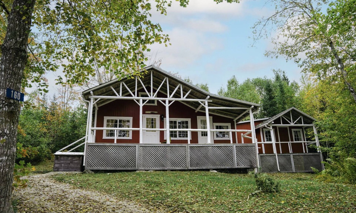 Hubbards Cabin | Beach Cottage - White Birches - Hubbards Beach