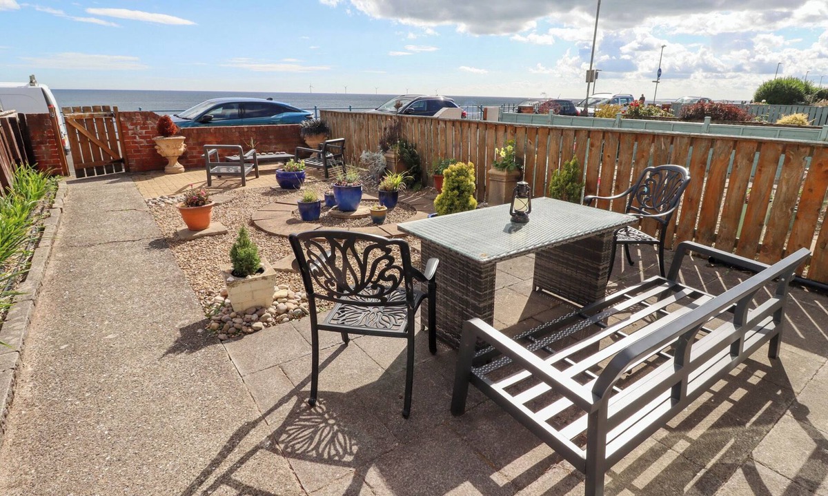 Woodhorn Cottage | Beach Cove View