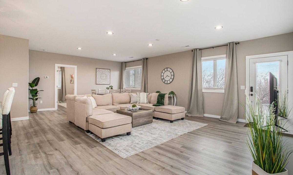 Stevensville Condo | Beach Cove | Wine Tours | Lake Michigan | Dunes