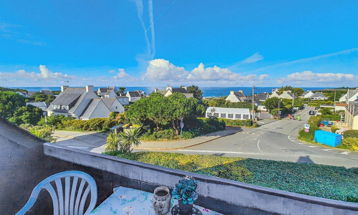 Clohars-Carnoet Apartment | Beach front apartment in Clohars Carnoet