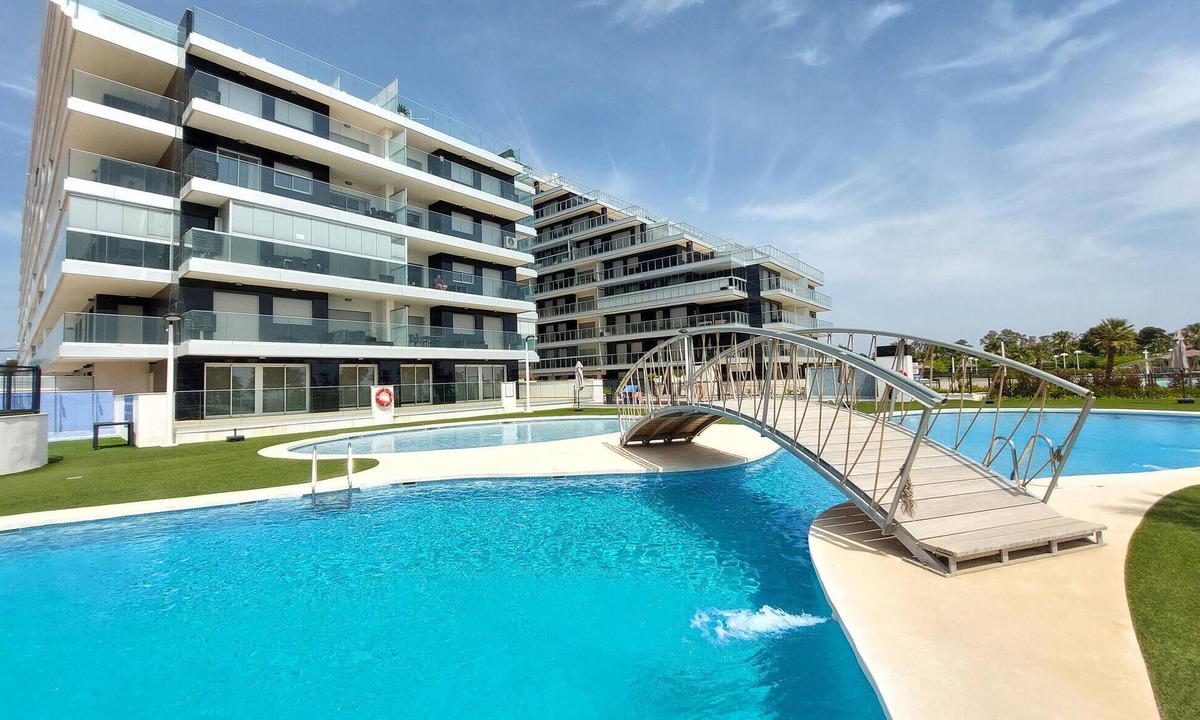 Cabanes Apartment | Beach front apartment in TORRE LA SAL