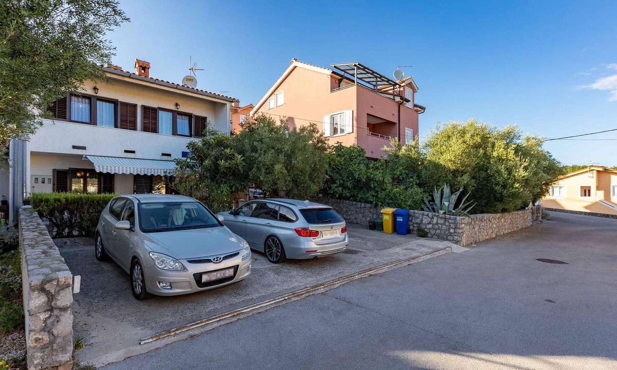 Kornic Apartment | Beach front apartment in Kornic with WiFi