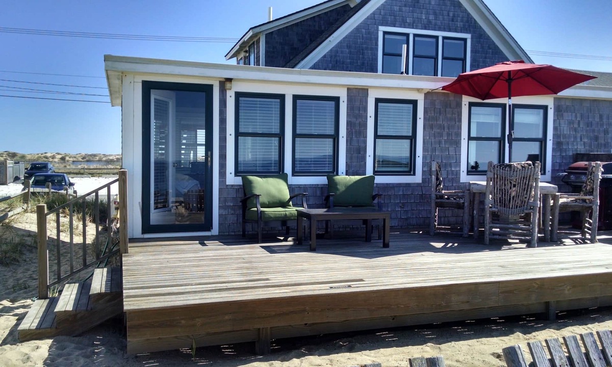 North Truro Condo | Beach-Front Condo with large deck overlooking Cape Cod Bay! Prime Location!