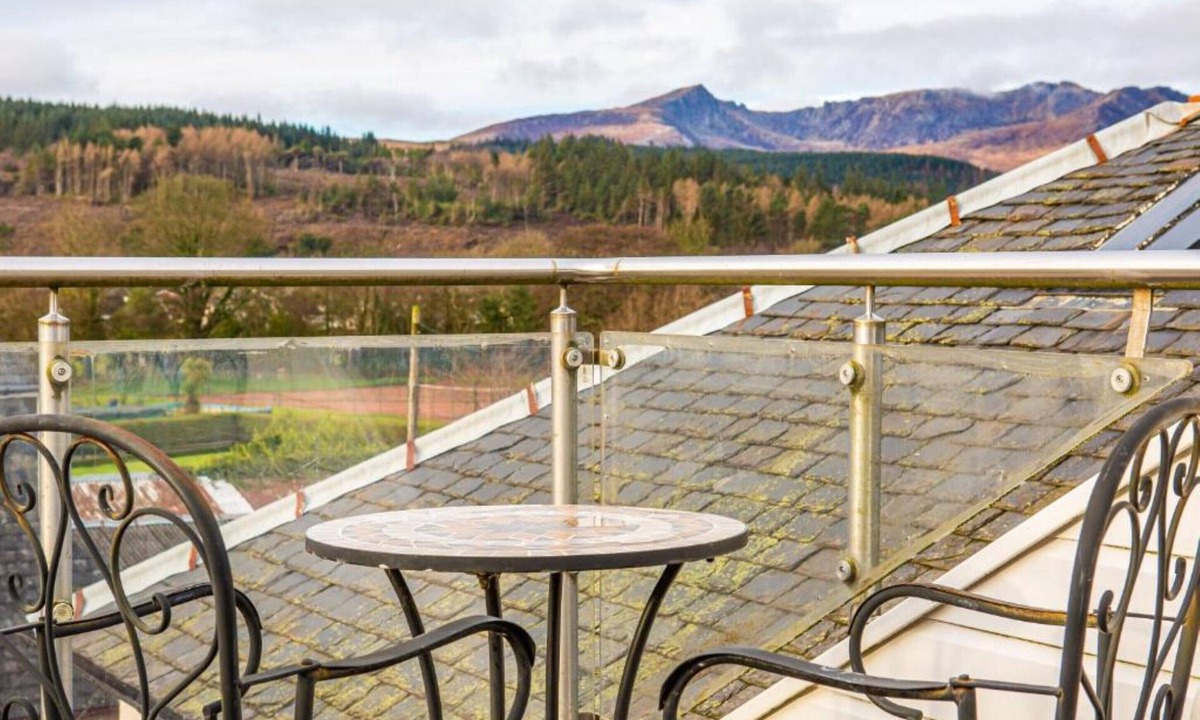 Brodick Apartment | Beach Front Flat, Brodick
