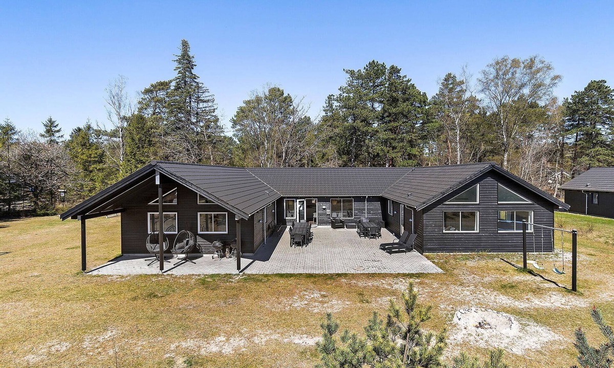 Frederiksvaerk House | Beach front home in Frederiksværk with sauna
