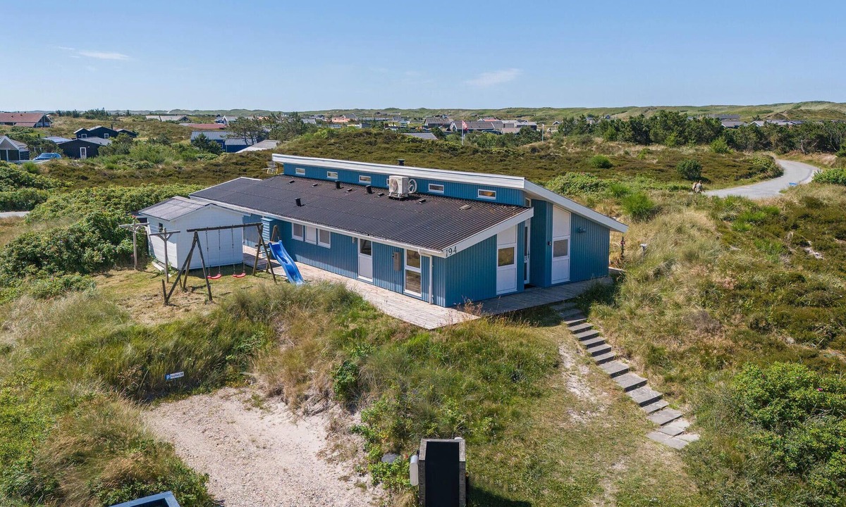 Bjerregaard House | Beach front home in Hvide Sande with sauna