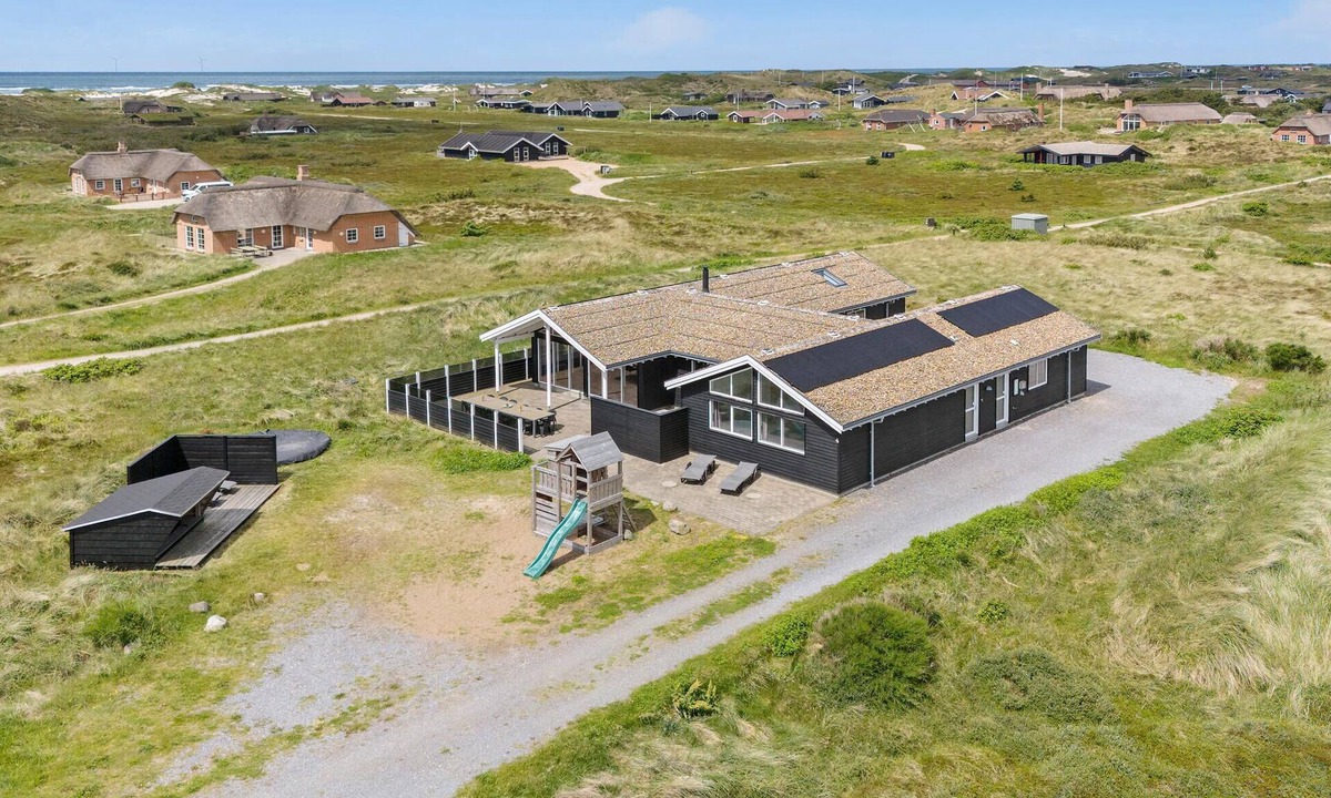 Klegod House | Beach front home in Ringkøbing with sauna