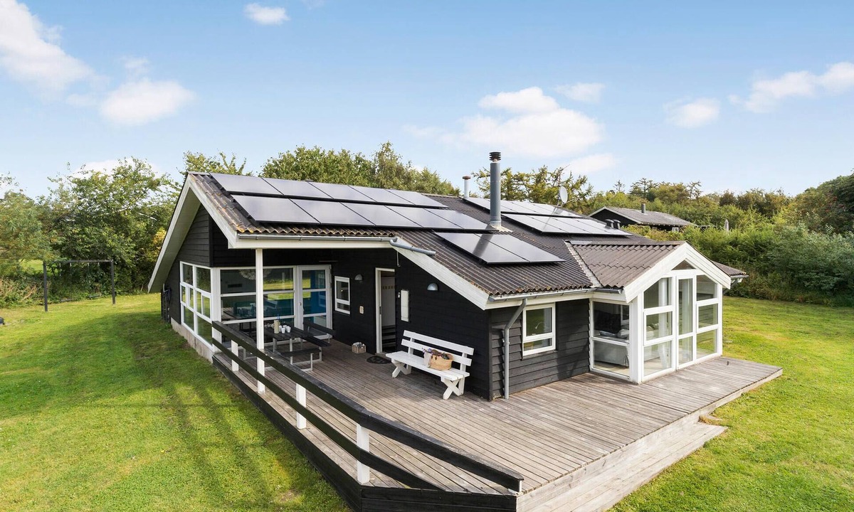 Ebeltoft House | Beach front home in Ebeltoft with sauna