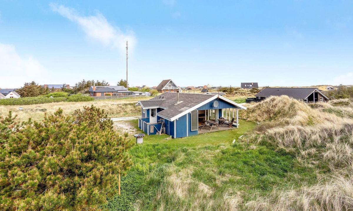Lild Strand House | Beach front home in Frøstrup with house a panoramic view
