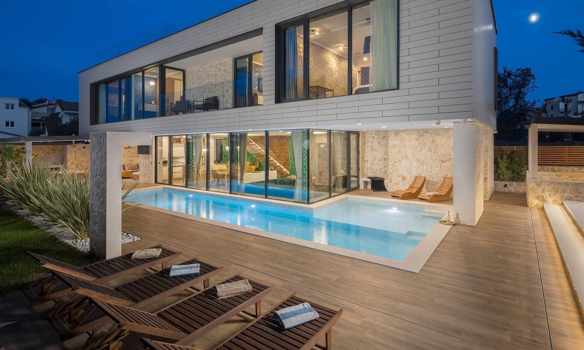 Funtana House | Beach front home in Funtana with sauna
