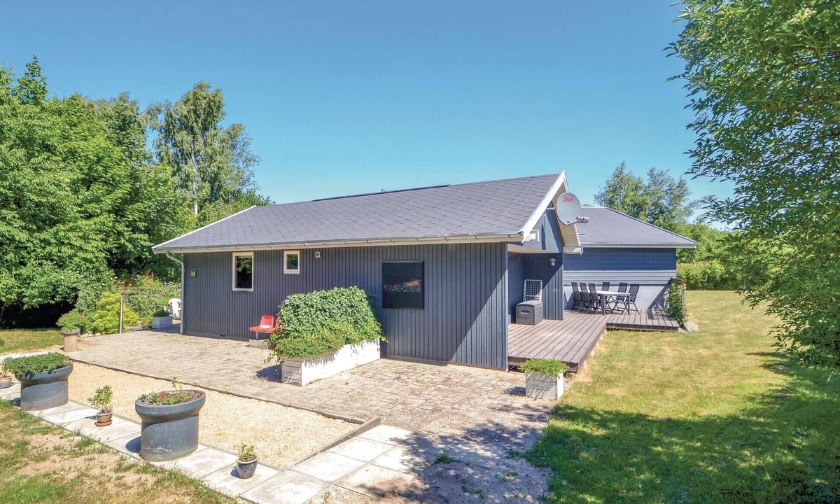 Bønnerup Strand House | Beach front home in Glesborg with WiFi